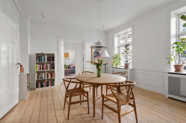 Forhåbningsholms Alle 10, 1. th, 1904 Frederiksberg C