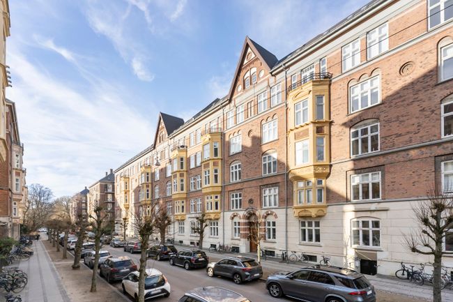 Frederik VI's Alle 4, 2. th, 2000 Frederiksberg