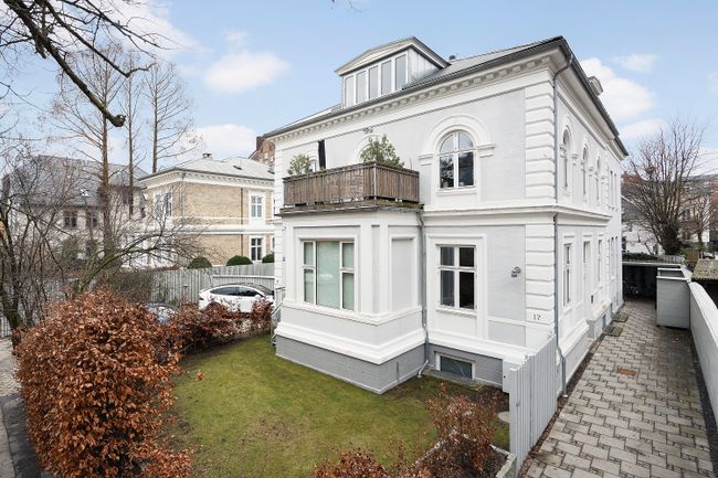 Hauchsvej 17, 1. th, 1825 Frederiksberg C